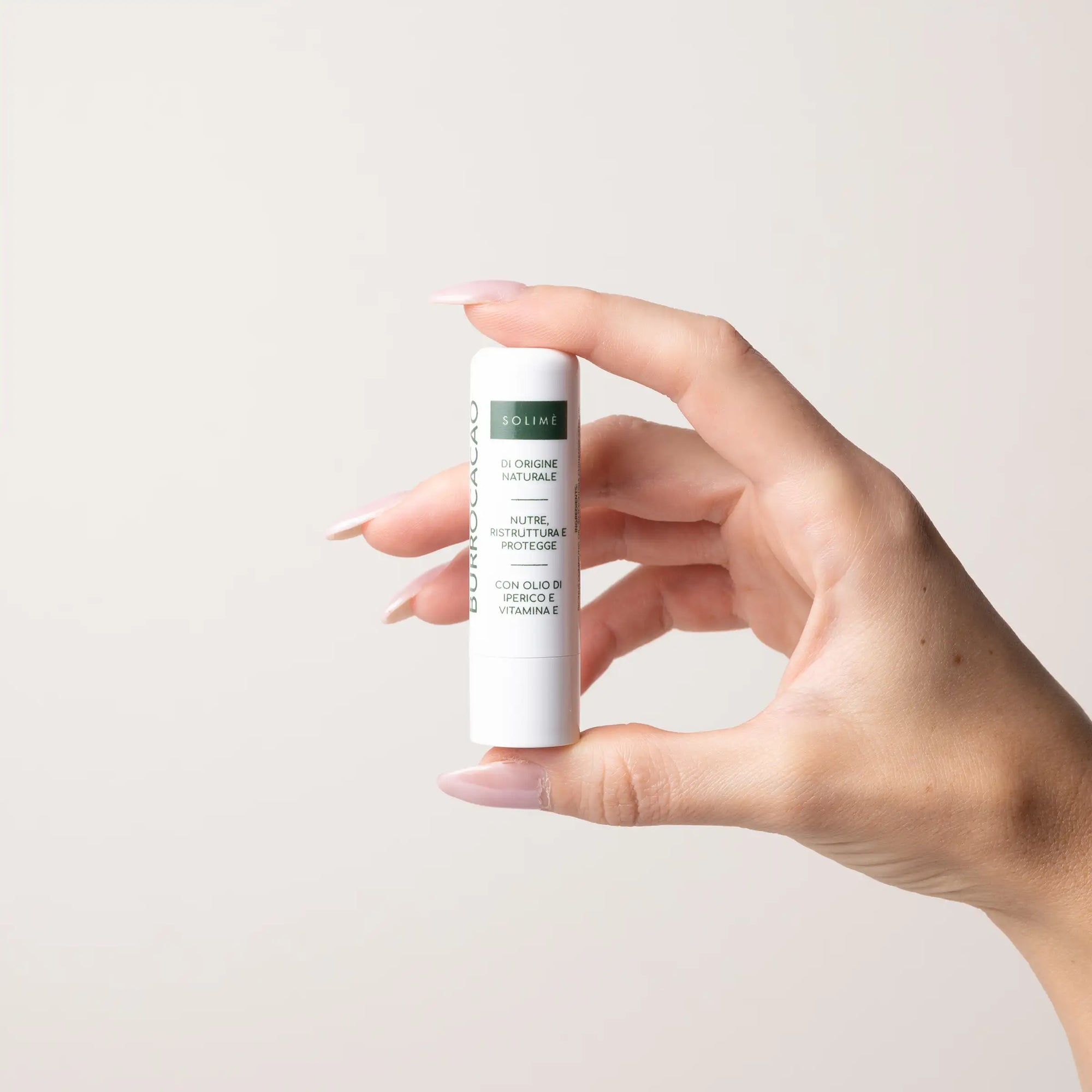 Burrocacao naturale con Olio di Iperico e Vitamina E