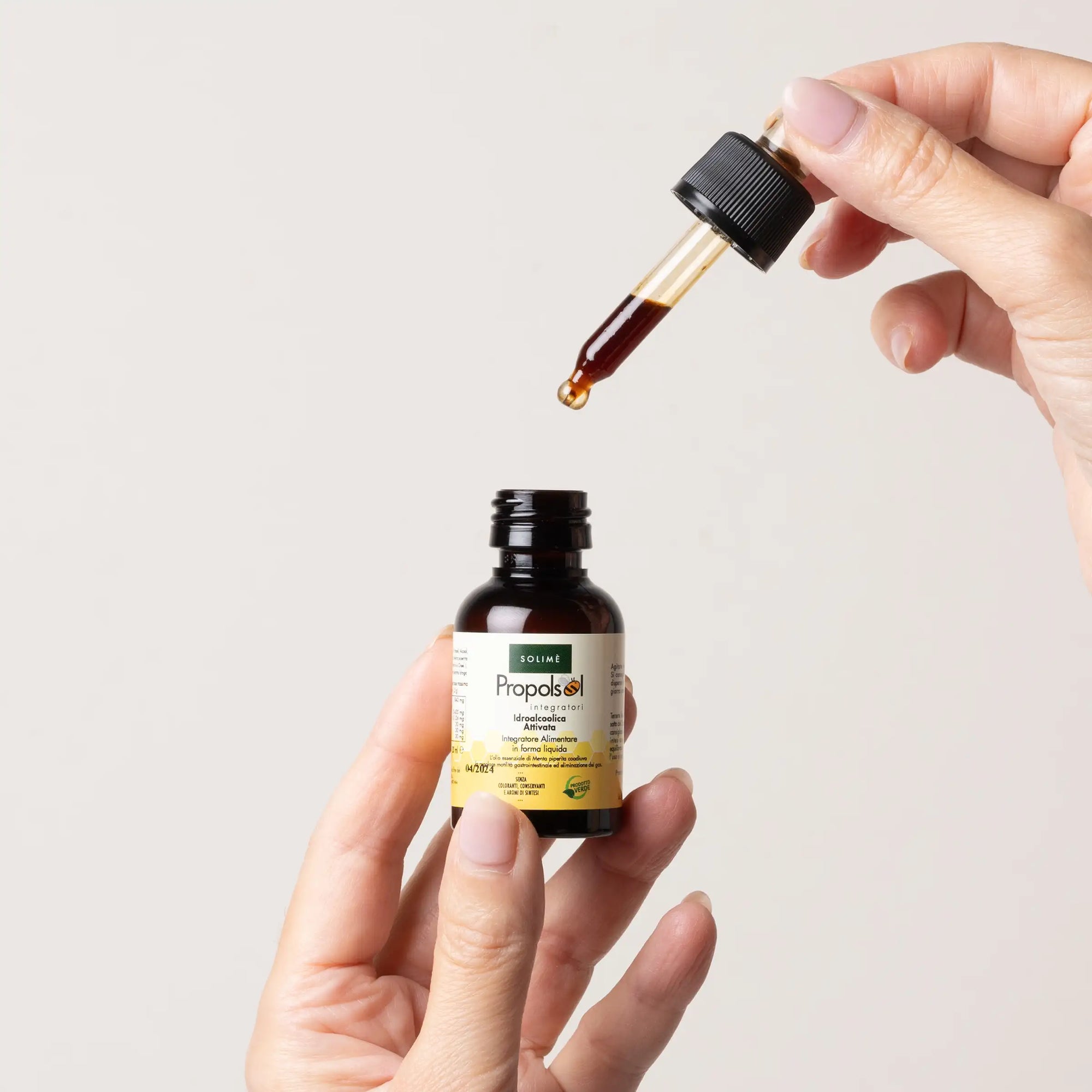 Propolsol Idroalcoolica Attivata a base di propoli e oli essenziali naturali