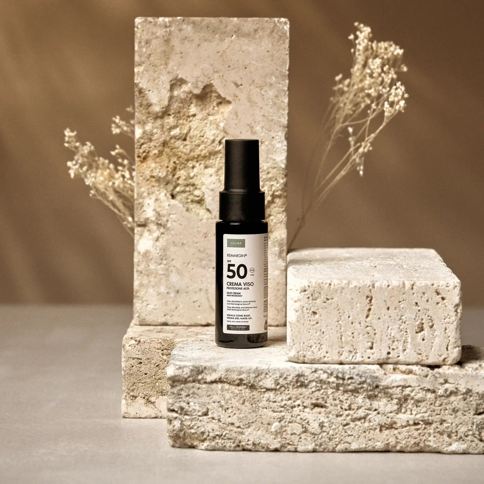 Remargin solari - crema viso SPF 50 per la protezione quotidiana di viso, collo, décolleté e aree sensibili con Colostro e olio di Macadamia